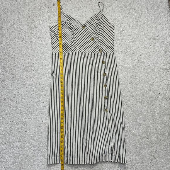 Maurices Stripe Button Front Faux Wrap Dress Adjustable Strap Smocked Back Sz: L - Picture 4 of 8